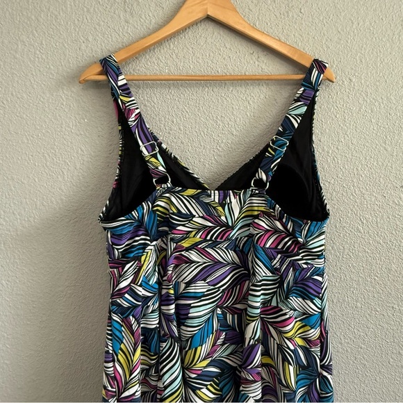 Skirted‎ Swimsuit Printed One Piece Size 16 - Picture 6 of 8